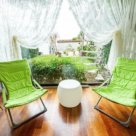 Appartamento Flat Near Bosphorus Coast With View In Uskudar Provincia di Istanbul